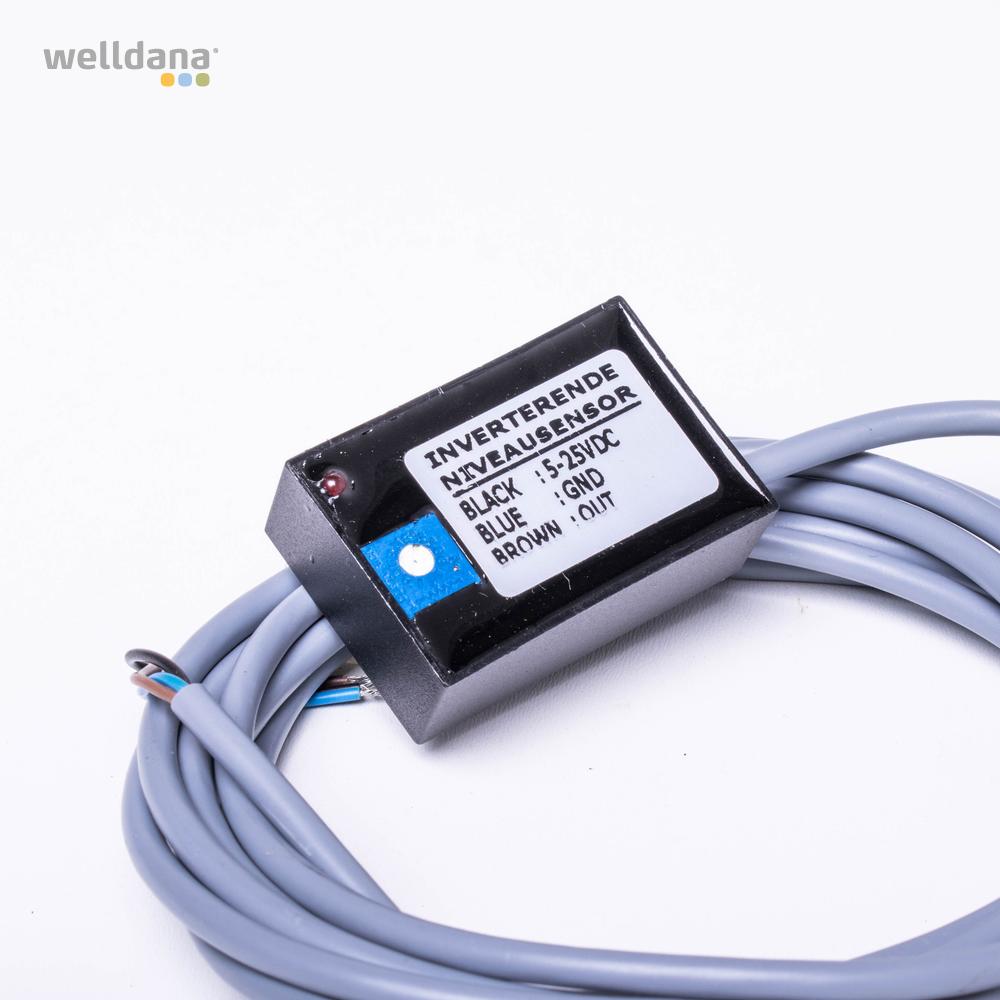 Nivåsensor. 5–25 V. 2,5 m. Inverterande utgång.